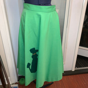 Women's Unbranded Green A-Line or Full Skirt with Poodle Applique S